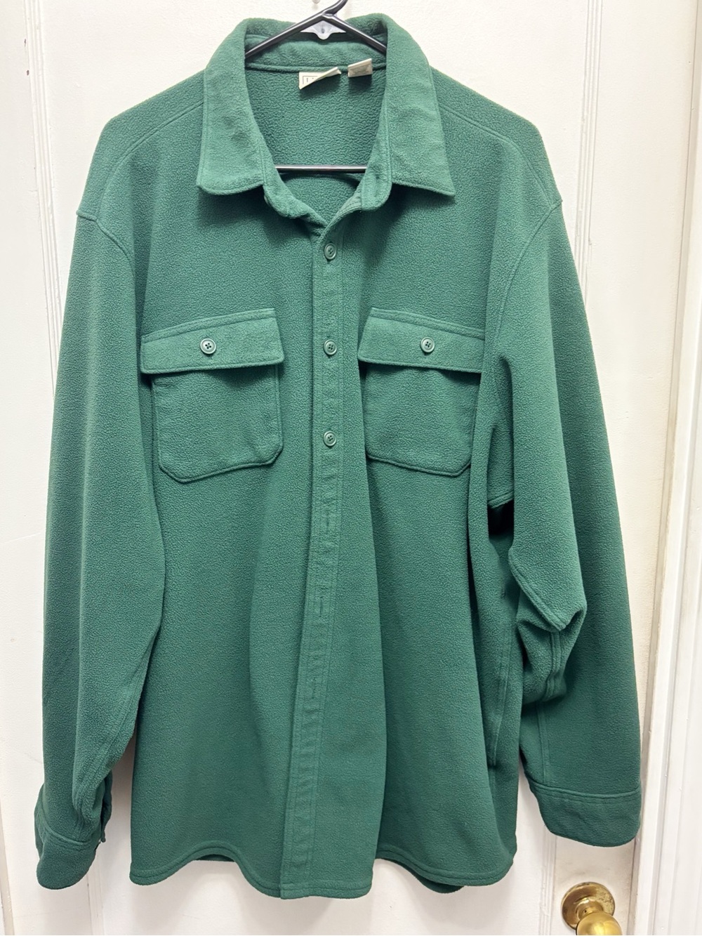 LL Bean Polar Fleece Button Up Shirt # 273072
Men’s Size: XXL - Reg Hunter Green